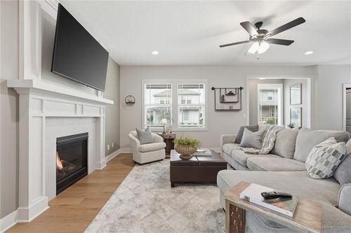 16872 W 164th Ter, Olathe, KS, 66062-7851 | Card Image