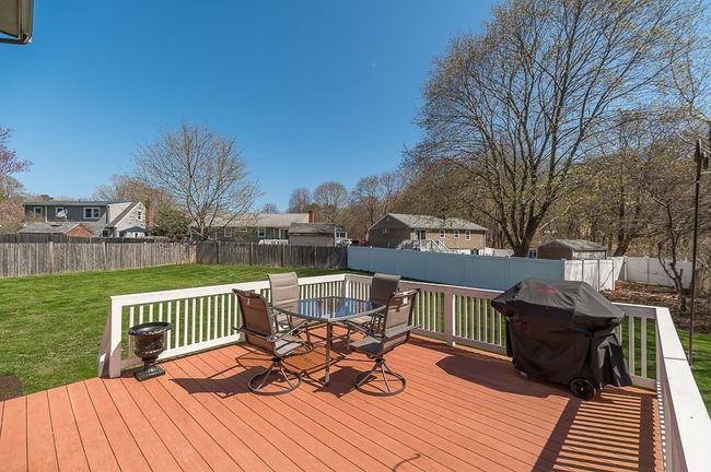 6 Saint Peters Ln, House other with 3 bedrooms, 3 bathrooms and 4 parking in Gloucester MA | Image 13