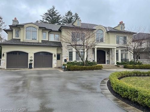 lower-847 Long Dr, Burlington, ON, L7T3J8 | Card Image