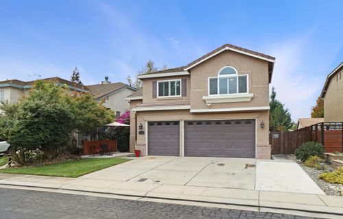 2321 Monument Drive, Lodi, CA, 95242 | Card Image