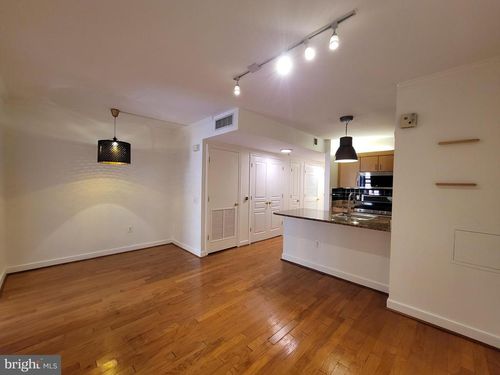 apt-1007-616 E St Nw, WASHINGTON, DC, 20004-2275 | Card Image