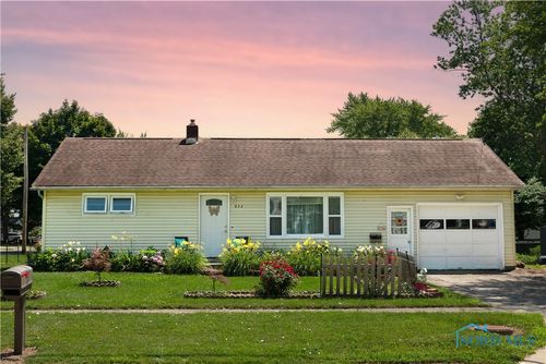 832 Wilson St, Bryan, OH, 43506-1849 | Card Image