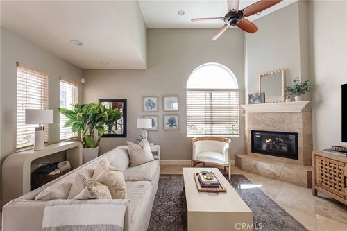 230 Ardmore Ave, Hermosa Beach, CA, 90254-4743 | Card Image