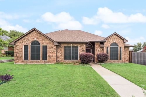 2114 Greenstone Trl, Carrollton, TX, 75010-4140 | Card Image