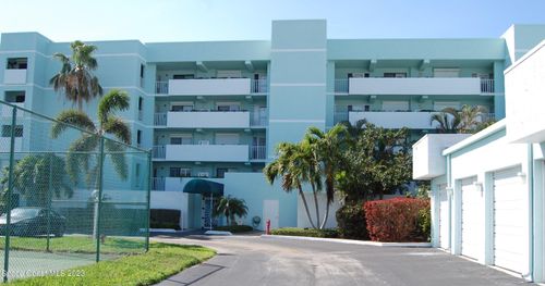 1305-1700 Commodore Blvd, Cocoa Beach, FL, 32931-3293 | Card Image