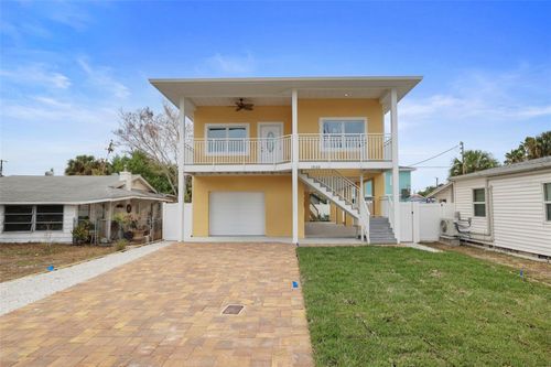 13122 4th Street E, Madeira Beach, FL, 33708 | Card Image