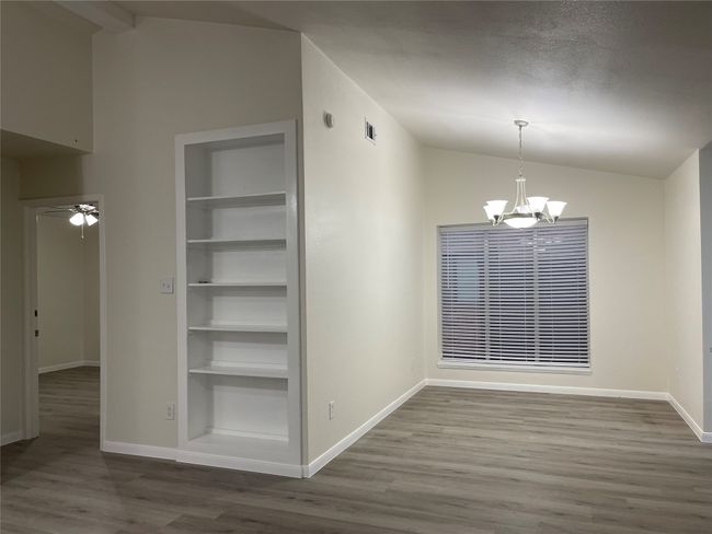 2113 Glencrest Ln, House other with 3 bedrooms, 2 bathrooms and null parking in Garland TX | Image 15
