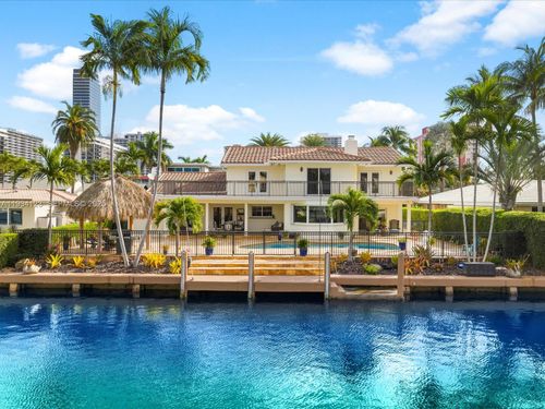 624 Palm Dr, Hallandale Beach, FL, 33009-6536 | Card Image