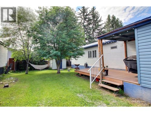 1040 9th Ave N, Golden, BC, V0A1H2 | Card Image
