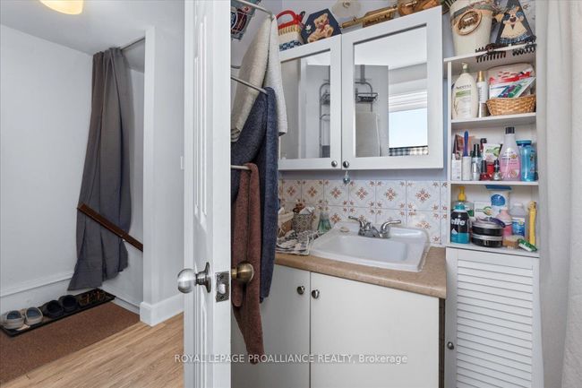 13 Church St, House other with 7 bedrooms, 4 bathrooms and 4 parking in Stirling ON | Image 30