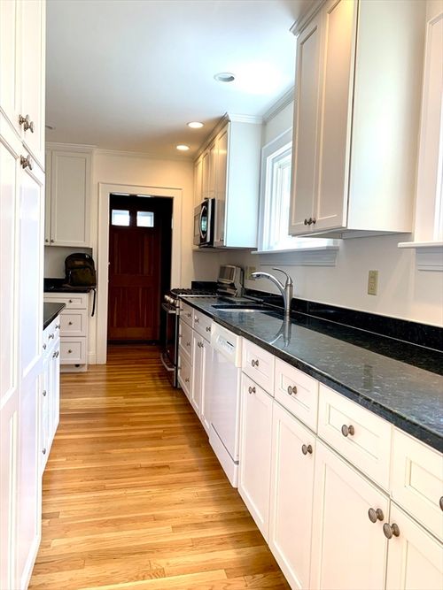 1-55 Trowbridge St, Arlington, MA, 02474-5526 | Card Image
