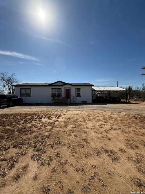 718 Duncan St, Carrizo Springs, TX, 78834 | Card Image