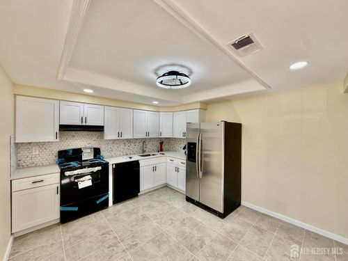 1502 Bromley Est, PINE HILL, NJ, 08021-6406 | Card Image