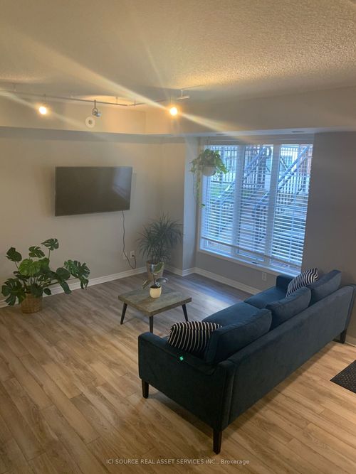 906-5 Everson Drive, North York, ON, M2N7C3 | Card Image