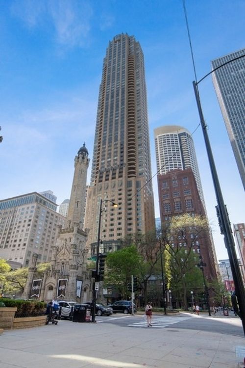apt-3103-800 N Michigan Ave, Chicago, IL, 60611-2153 | Card Image