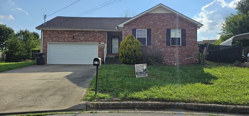 938 Lindsey Dr, Clarksville, TN, 37042-6757 | Card Image