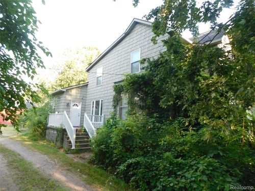 5284 Scotch Settlement Rd, Almont, MI, 48003-8723 | Card Image