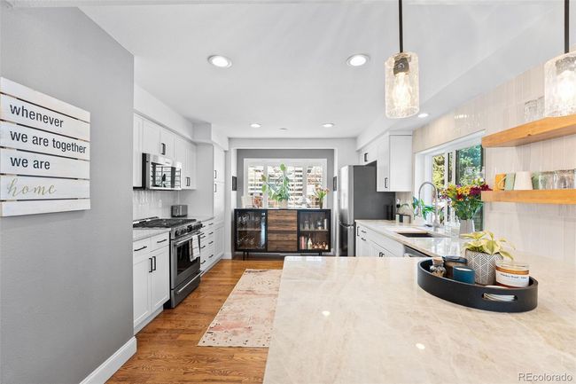 7862 S Ulster St, House other with 4 bedrooms, 2 bathrooms and 2 parking in Centennial CO | Image 7