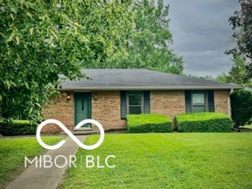 3635 Deerfield Pl, Columbus, IN, 47203-1214 | Card Image