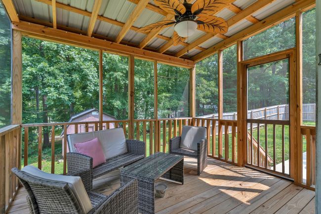 Back covered patio | Image 26