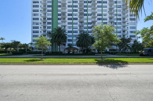 a1507-2100 Sans Souci Boulevard, North Miami, FL, 33181 | Card Image