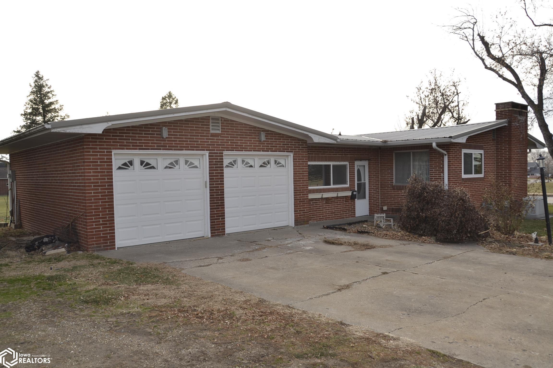 Harding St, Tama, IA 52339