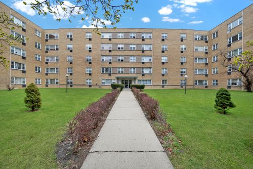 504-6161 N Hoyne Ave, Chicago, IL, 60659-4257 | Card Image