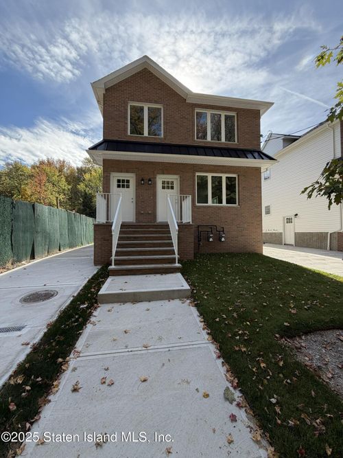 1-22 Singleton St, Staten Island, NY, 10309-3734 | Card Image