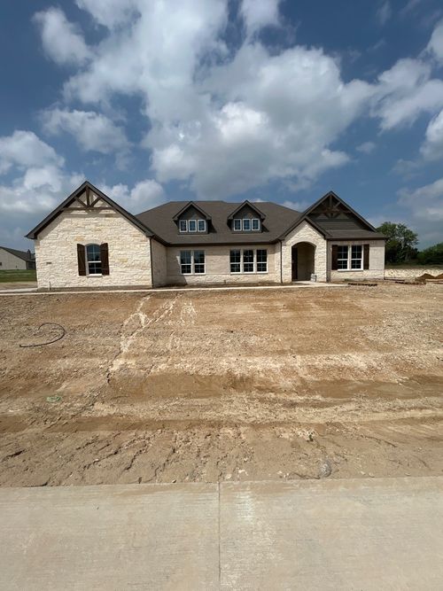 1000 Perrin Ln, Van Alstyne, TX, 75495-3153 | Card Image