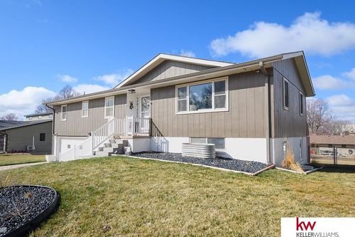 1029 Highland Dr, Superior, NE, 68978-2312 | Card Image