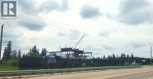 5001 76 St, Lacombe, AB, T4L0K8 | Card Image