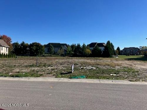 5532 Bluewater Lane, Sylvania, OH, 43560 | Card Image