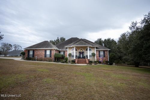 4 Mitchell Cv, Carriere, MS, 39426-8159 | Card Image