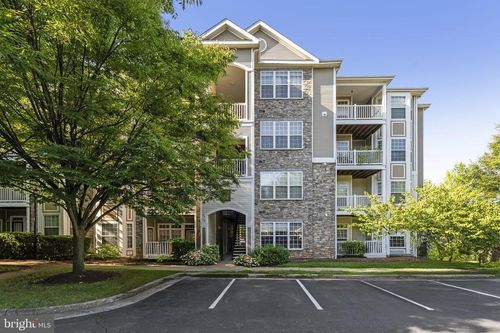 204-512 Sunset View Ter Se, LEESBURG, VA, 20175-6180 | Card Image