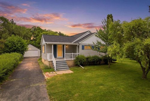 941 17th St S, WISCONSIN RAPIDS, WI, 54494-5112 | Card Image