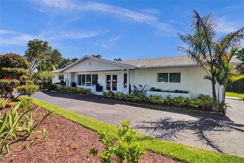 1000 Southlake Dr, Hollywood, FL, 33019-1932 | Card Image
