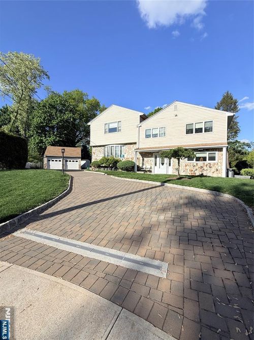 7 Keith Pl, Glen Rock, NJ, 07452-3712 | Card Image