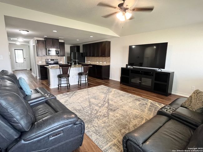 2807 Tengyc Bow, House other with 5 bedrooms, 3 bathrooms and null parking in San Antonio TX | Image 10