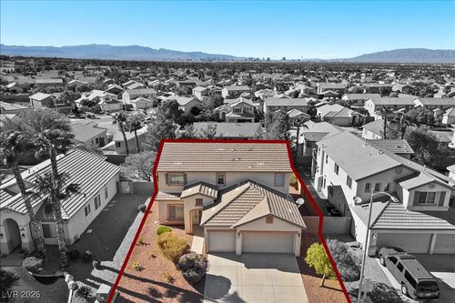 1724 Flores Ln, Henderson, NV, 89012-3606 | Card Image