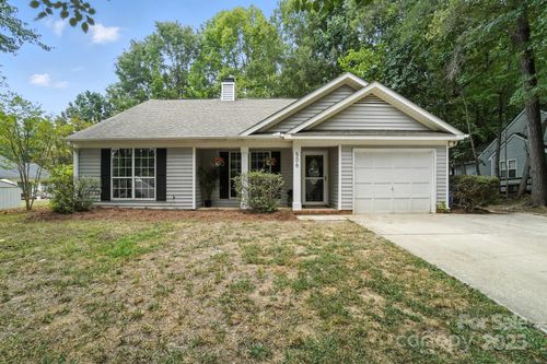 506 Lisa Carol Dr, Mooresville, NC, 28115-7903 | Card Image