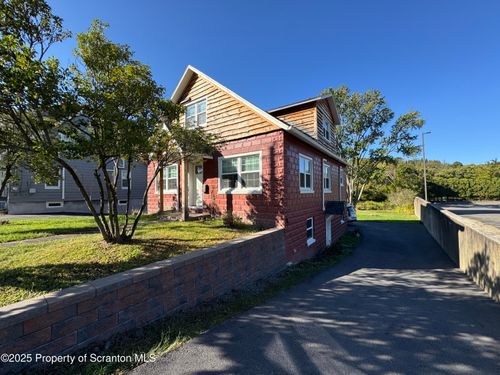 123 N State St, Clarks Summit, PA, 18411-1055 | Card Image