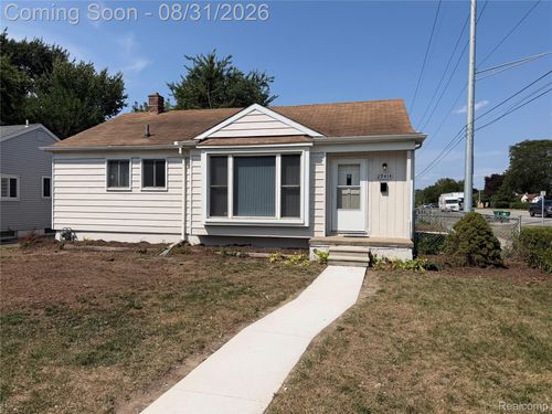 29414 Florence St, Garden City, MI, 48135-2622 | Card Image