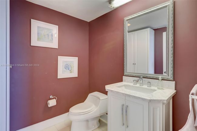 APT-703 - 1 N Ocean Blvd, Condo with 2 bedrooms, 3 bathrooms and null parking in Pompano Beach FL | Image 15