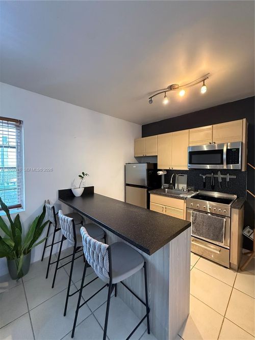 3-601 Michigan Ave, Miami Beach, FL, 33139-6050 | Card Image