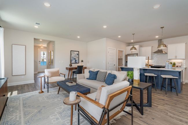 H-8 - 5319 Woodhall Ln, Condo with 3 bedrooms, 3 bathrooms and 2 parking in Spring Hill TN | Image 5