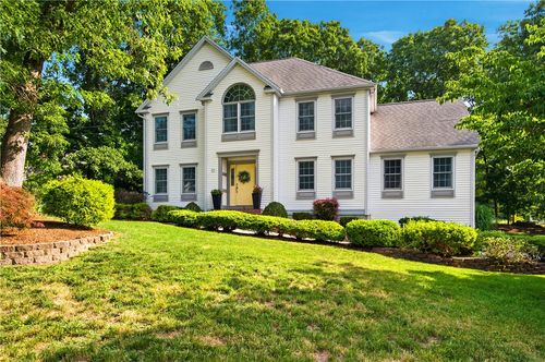 6 Cathedral Ct, Cumberland, RI, 02864-3500 | Card Image