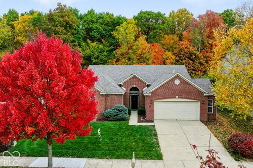 11182 Beardsley Way, Fishers, IN, 46038-5320 | Card Image