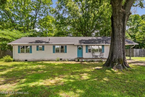 758 Tubbs Road, Batesville, MS, 38606 | Card Image