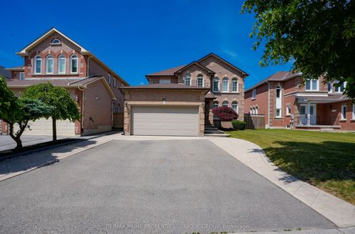 81 Deib Cres, Markham, ON, L3S3W5 | Card Image