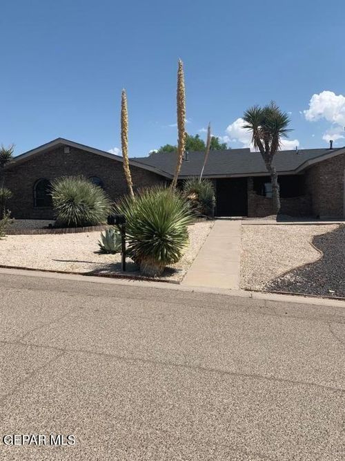 408 Hollydale Dr, El Paso, TX, 79912-4201 | Card Image